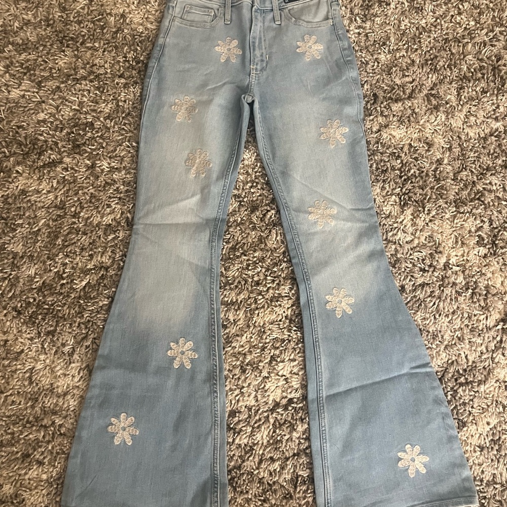 Hollister Light Blue Flare Jeans with Floral Accents 24x30/0s
